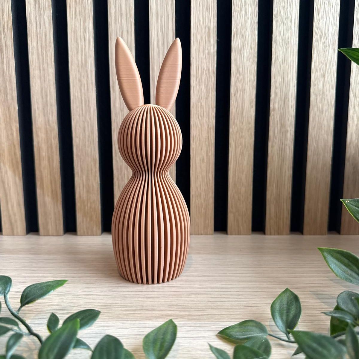 Decoratieve Paashaas | Modern Geribbeld Design