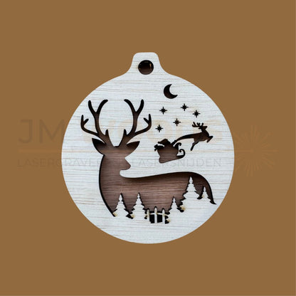Kerstbal met rendier in maanlicht - Houten kersthanger